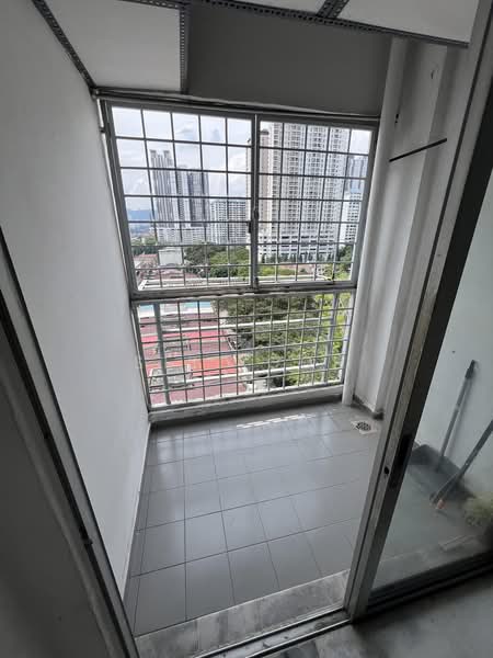 Pangsapuri untuk Disewa di Teratai Mewah Apartment Block 15,17,19,21 - Sisi Goh - PropertyGuru.com.my