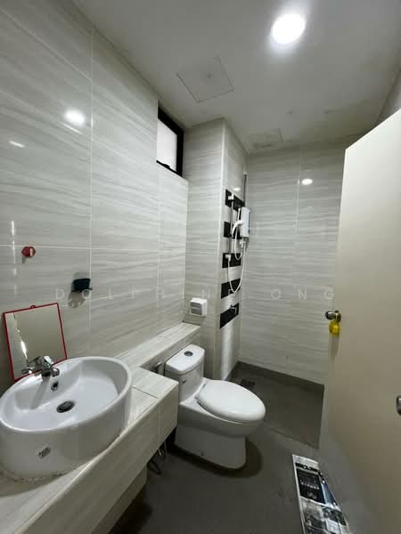 Service Residence for Rent at D'Summit Residences - Dolphine Ong - Bathroom - PropertyGuru.com.my