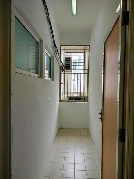 Rumah Bandar untuk Disewa di Kampung Sungai Kayu Ara (Petaling Jaya) - Ong Yan - Corridor - PropertyGuru.com.my
