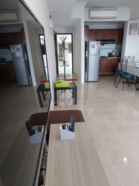 Condominium for Sale at Sunshine Bay Resort - CH LEE - Kitchen - PropertyGuru.com.my