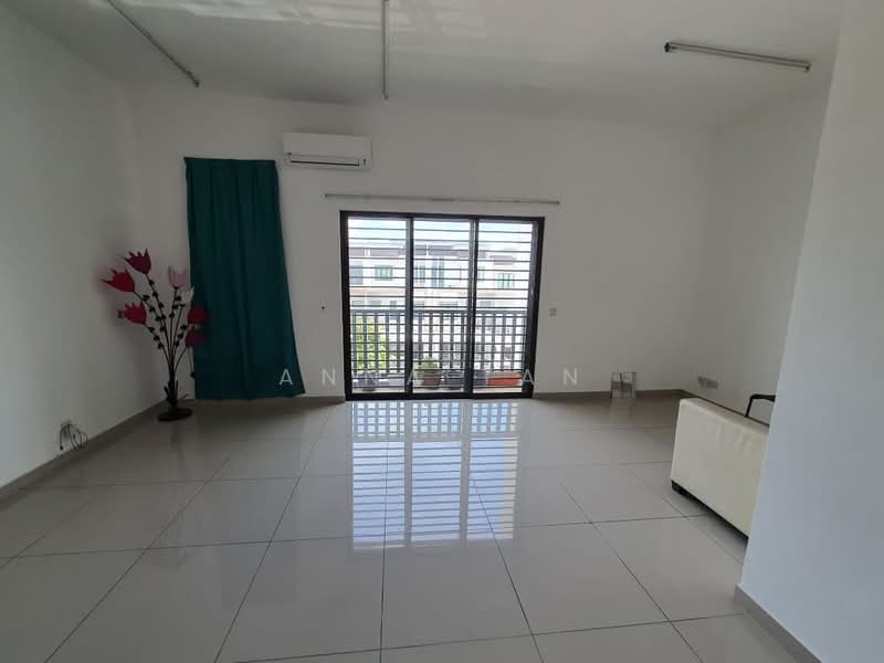 Rumah Teres 2.5 Tingkat untuk Disewa di Shah Alam (Selangor) - Anna Tan - PropertyGuru.com.my