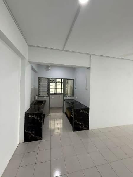 Apartment for Rent at PANGSAPURI CENDERA 1 - Dolphine Ong - Kitchen - PropertyGuru.com.my