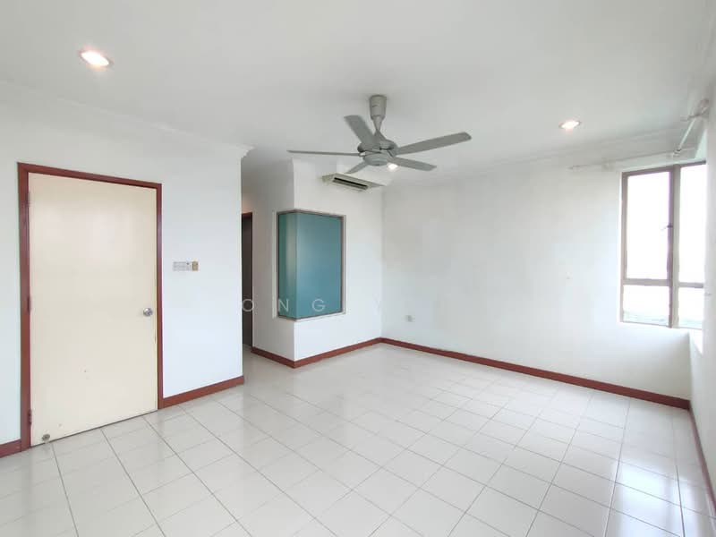Servis Apartment untuk Disewa di Ritze Perdana 1 - Ong Yan - Living Room - PropertyGuru.com.my