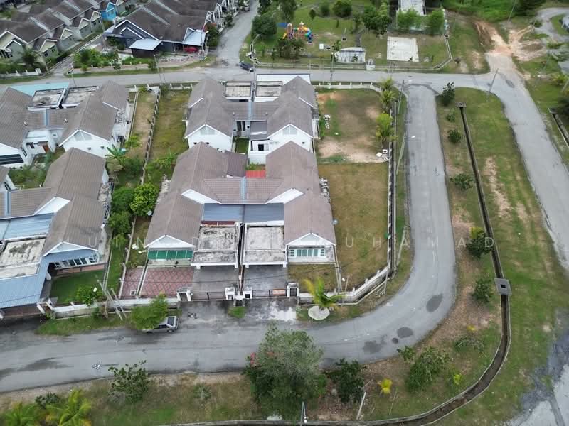Semi-Detached House for Sale in Seri Iskandar (Perak) - Muinuddin Muhamad - Exterior - PropertyGuru.com.my
