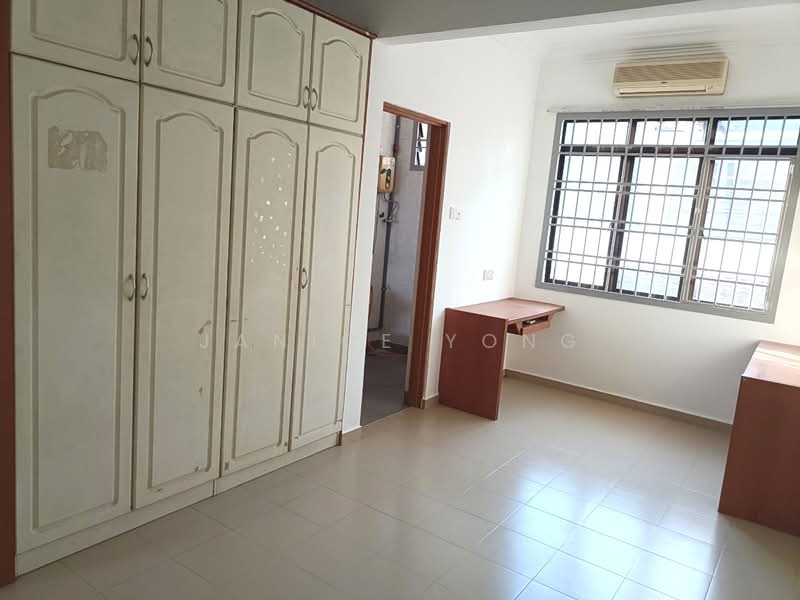 1.5-storey Terraced House for Sale in Taman Perling (Perling) - Janice Yong - Study - PropertyGuru.com.my
