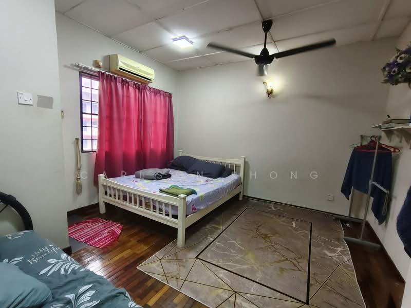 Rumah Teres 2 Tingkat untuk Dijual di TAMAN PUCHONG UTAMA (Puchong) - Carlson Khong - Bedroom - PropertyGuru.com.my