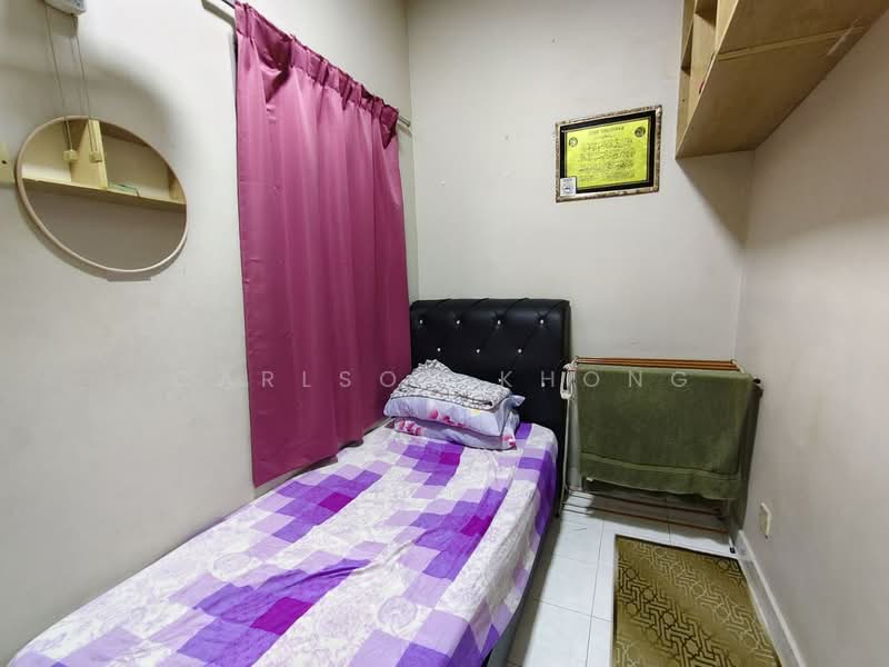 Rumah Teres 2 Tingkat untuk Dijual di TAMAN PUCHONG UTAMA (Puchong) - Carlson Khong - Bedroom - PropertyGuru.com.my