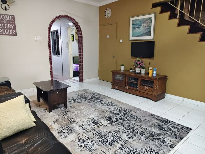 Rumah Teres 2 Tingkat untuk Dijual di TAMAN PUCHONG UTAMA (Puchong) - Carlson Khong - Living Room - PropertyGuru.com.my