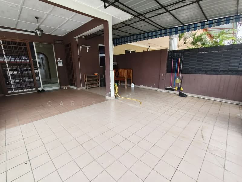 Rumah Teres 2 Tingkat untuk Dijual di TAMAN PUCHONG UTAMA (Puchong) - Carlson Khong - Exterior - PropertyGuru.com.my