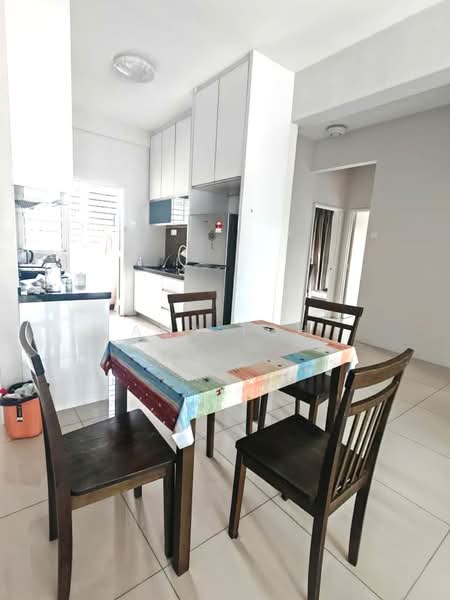 Kondominium untuk Disewa di The Peak Residences - Amy Toh - Dining - PropertyGuru.com.my