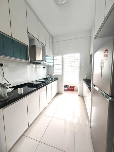 Kondominium untuk Disewa di The Peak Residences - Amy Toh - Kitchen - PropertyGuru.com.my