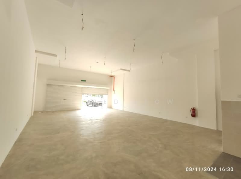 Shop / Office for Rent in Eco Sanctuary (Telok Panglima Garang) - Alfred Leow - Entrance - PropertyGuru.com.my