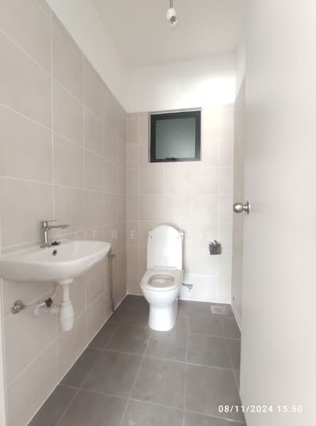 Shop / Office for Rent in Eco Sanctuary (Telok Panglima Garang) - Alfred Leow - Bathroom - PropertyGuru.com.my