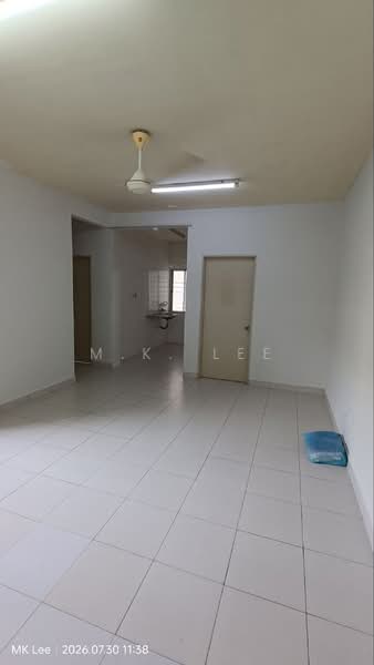 Apartment for Rent at Pangsapuri Akasia (Bandar Botanic) - M.K. Lee - Living Room - PropertyGuru.com.my
