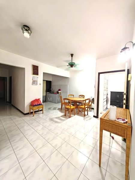 Kondominium untuk Disewa di Marina Bay Condominium - Amy Toh - Dining - PropertyGuru.com.my