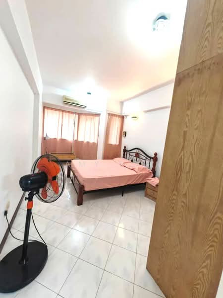 Kondominium untuk Disewa di Marina Bay Condominium - Amy Toh - Master bedroom - PropertyGuru.com.my