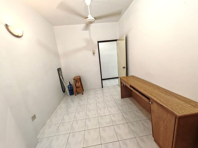 Kondominium untuk Disewa di Marina Bay Condominium - Amy Toh - Bedroom - PropertyGuru.com.my
