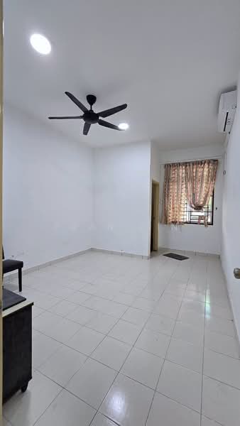 Rumah Teres 1.5 Tingkat untuk Dijual di Taman Pelangi Indah (Ulu Tiram) - Joan Sin - PropertyGuru.com.my