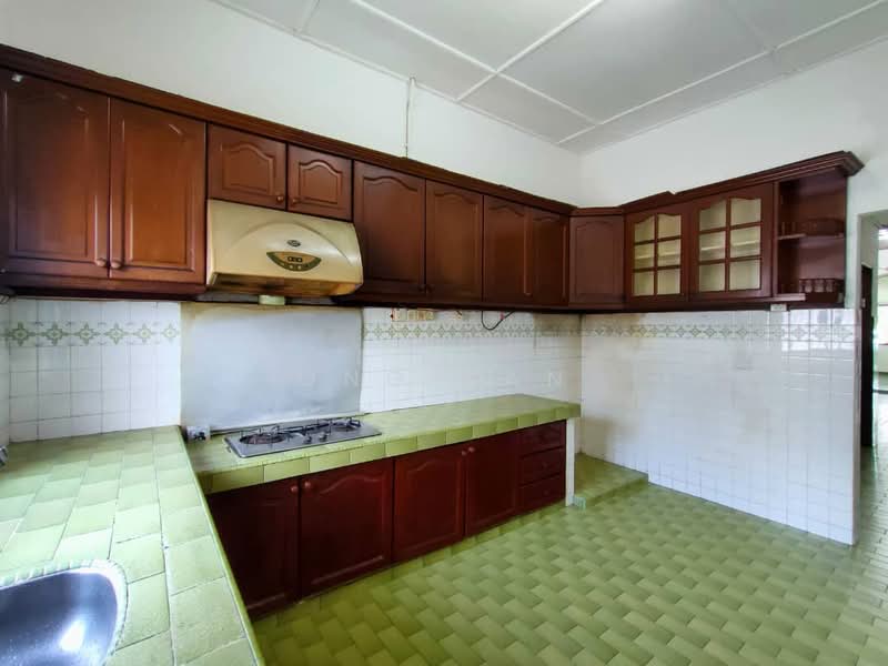 1-storey Terraced House for Rent in Taman Kepong (Kepong) - Ong Yan - Kitchen - PropertyGuru.com.my