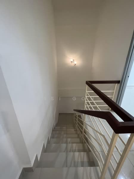 Rumah Bandar untuk Dijual di Jalan Kuching (Kuala Lumpur) - Sisi Goh - Interior - PropertyGuru.com.my