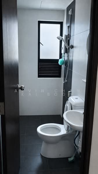 Servis Apartment untuk Disewa di The Heights Residence - Alvin Chan Kai Boon - Bathroom - PropertyGuru.com.my