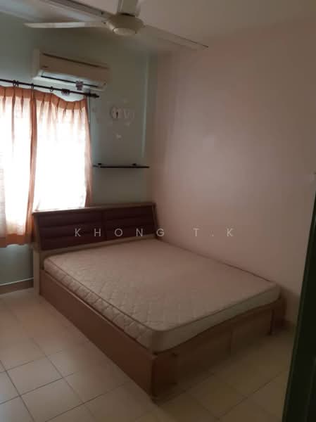 Pangsapuri untuk Disewa di Pangsapuri Randa - Khong T.K - Master Bedroom - PropertyGuru.com.my