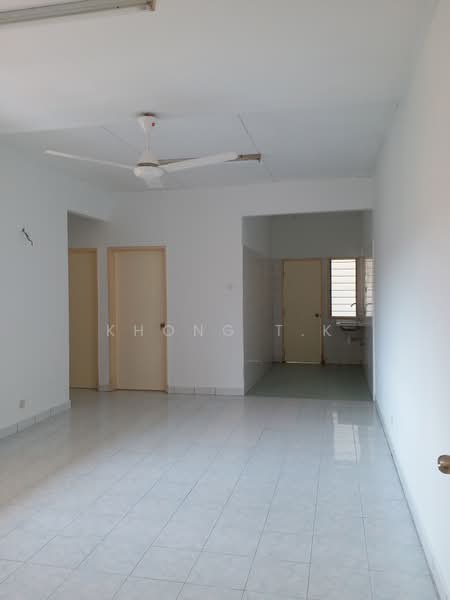 Pangsapuri untuk Disewa di Pangsapuri Randa - Khong T.K - Living Area - PropertyGuru.com.my