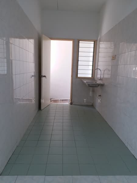 Pangsapuri untuk Disewa di Pangsapuri Randa - Khong T.K - Kitchen - PropertyGuru.com.my