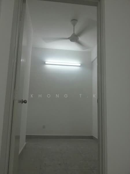 Pangsapuri untuk Disewa di Pangsapuri Randa - Khong T.K - Bedroom No.2 - PropertyGuru.com.my
