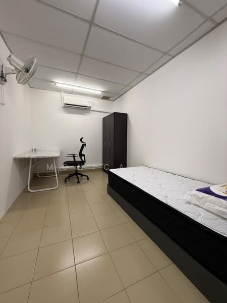 Terraced House for Rent in NZX Commercial Centre (Petaling Jaya) - Monica Lim - Bedroom - PropertyGuru.com.my