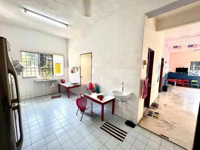 2-storey Terraced House for Sale in kajang (Cheras) - Nadzmie Nasir - Kitchen - PropertyGuru.com.my