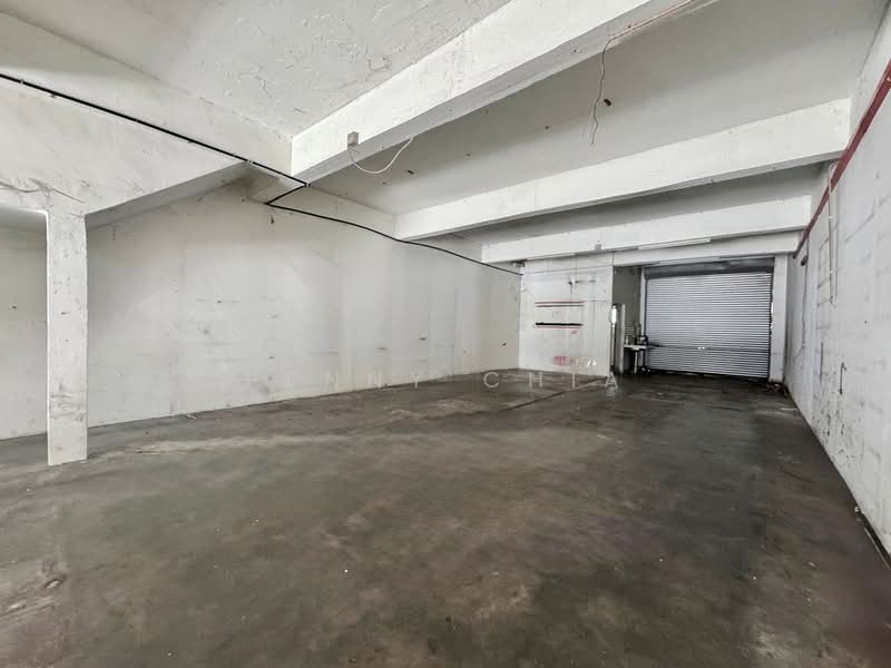Shop for Rent in Bandar Parklands (Klang) - Penny Chia - Interior - PropertyGuru.com.my