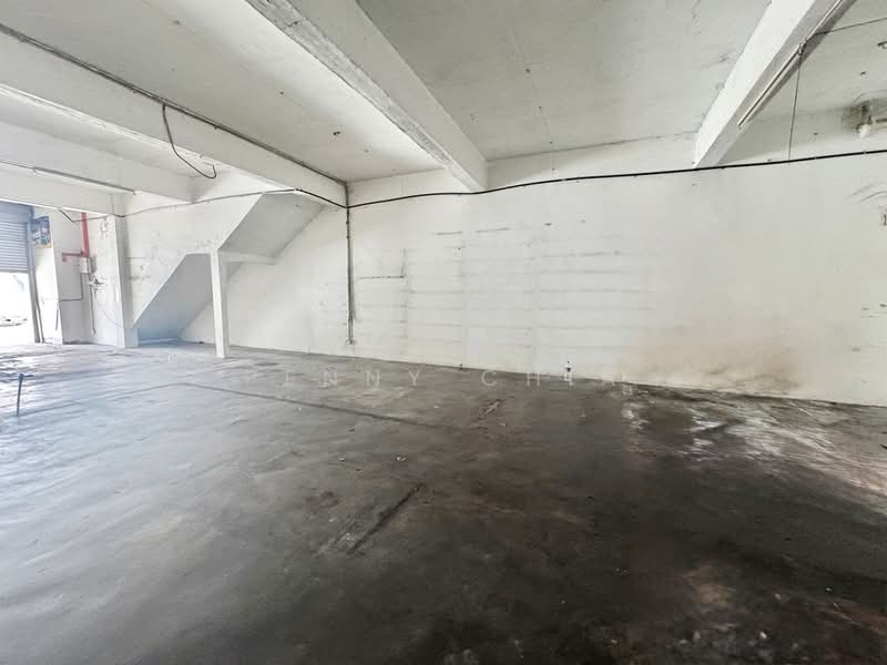 Shop for Rent in Bandar Parklands (Klang) - Penny Chia - Interior - PropertyGuru.com.my