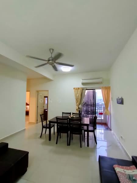Kondominium untuk Disewa di Pelangi Utama 2 - Ong Yan - Living Room - PropertyGuru.com.my
