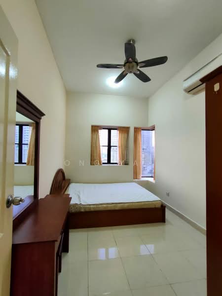 Kondominium untuk Disewa di Pelangi Utama 2 - Ong Yan - Bedroom - PropertyGuru.com.my