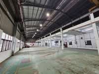 For Rent - Semenyih 2000amp Detached Factory Warehouse with Overhead Crane, Cargo Lift, Jalan Semenyih