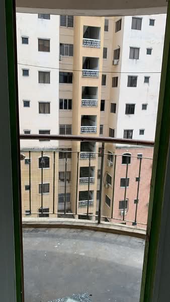Pangsapuri untuk Dijual di Saujana Ria / Sri Saujana - Calvin Lim - Exterior - PropertyGuru.com.my
