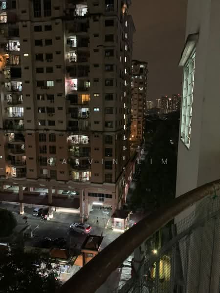Pangsapuri untuk Dijual di Saujana Ria / Sri Saujana - Calvin Lim - Exterior - PropertyGuru.com.my