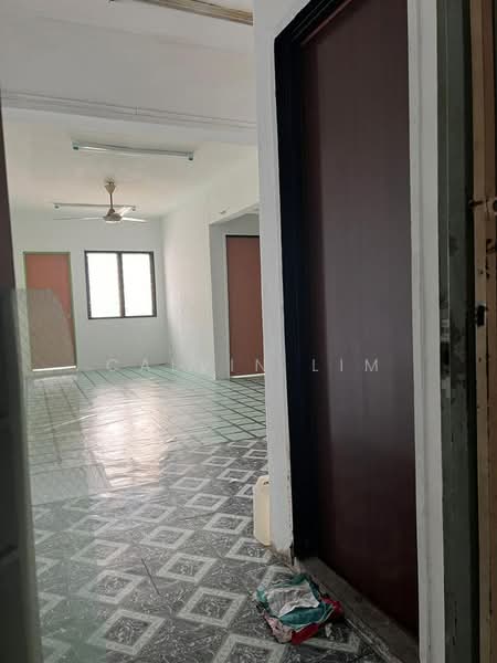 Pangsapuri untuk Dijual di Saujana Ria / Sri Saujana - Calvin Lim - Interior - PropertyGuru.com.my