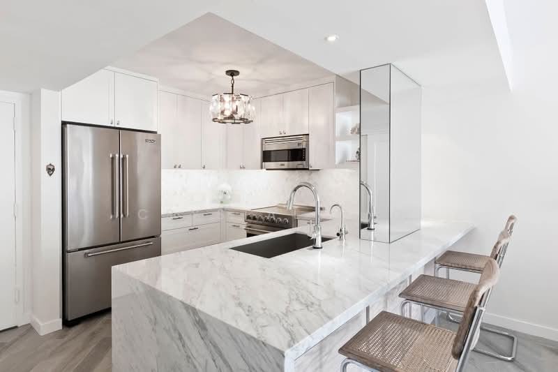 Servis Apartment untuk Dijual di Arte Star - Crystal Ong - Kitchen - PropertyGuru.com.my