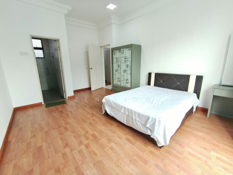 Service Residence for Sale at The Platino Serviced Apartment - Zen Liow - Bedroom - PropertyGuru.com.my