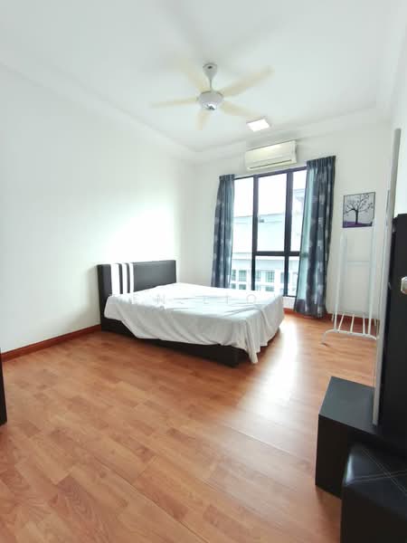 Service Residence for Sale at The Platino Serviced Apartment - Zen Liow - Bedroom - PropertyGuru.com.my