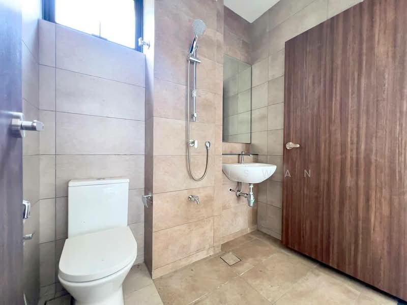 2-storey Terraced House for Sale in Elmina (Shah Alam) - Hazlin Miswan - Bathroom - PropertyGuru.com.my