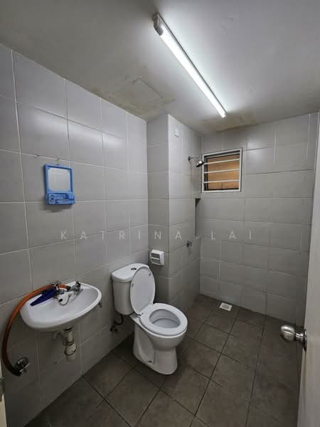 Pangsapuri untuk Disewa di Karisma @ Eco Majestic - Katrina Lai - Bathroom - PropertyGuru.com.my