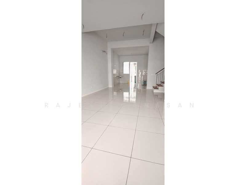Terraced House for Sale in Tamansari (Rawang) - Rajesh Kanesan - Interior - PropertyGuru.com.my