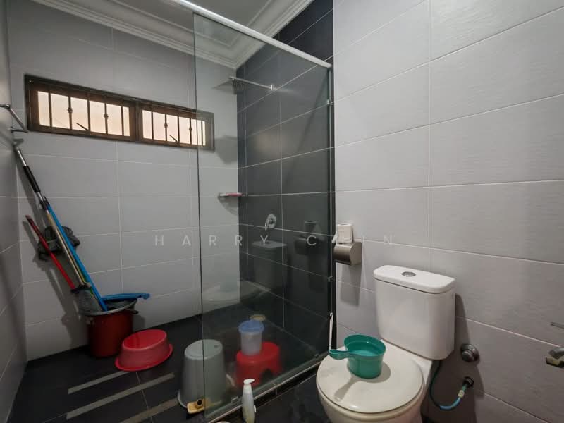 Rumah Berkembar untuk Dijual di Klang (Selangor) - Harry Chin - Bathroom - PropertyGuru.com.my
