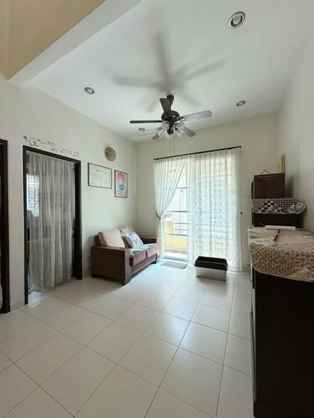 Rumah Berkembar untuk Dijual di Butterworth (Penang) - HT Sim - Living Room - PropertyGuru.com.my