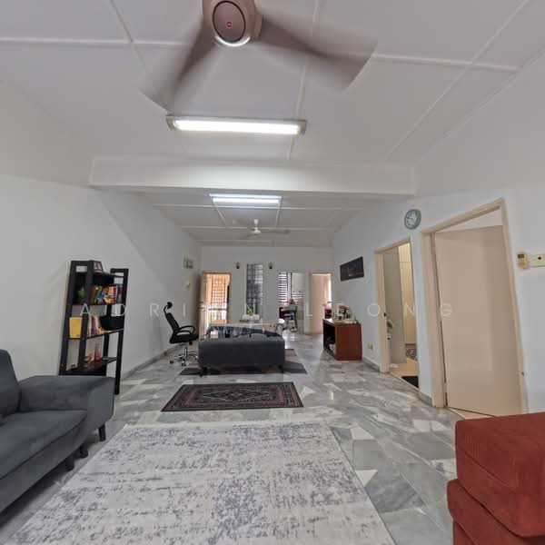 Apartment for Sale at Sri Tanjung - Adrian Leong - Living Room - PropertyGuru.com.my