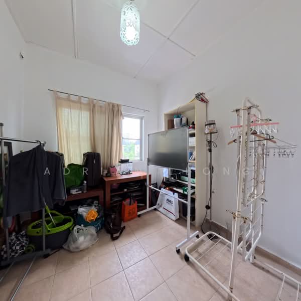 Apartment for Sale at Sri Tanjung - Adrian Leong - Bedroom - PropertyGuru.com.my