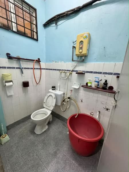 Rumah Berkembar untuk Dijual di Taman Megah Ria (Masai) - Jeffrey Kiong - PropertyGuru.com.my